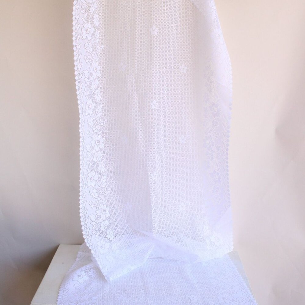 Vintage 1980s 1990s White Lace Fabric, 24" Wide 88" Long Piece, Floral Pattern - Picture 7 of 10